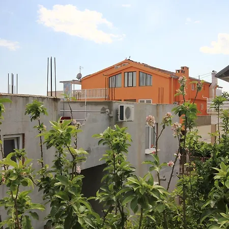 10156a Apartment