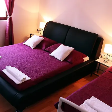 10156a Apartment *